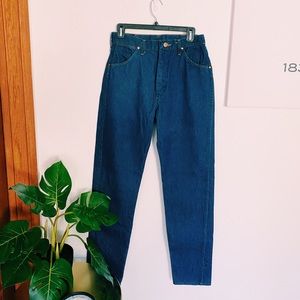 Wrangler Straight Leg Dark Wash Jeans